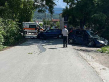 Първа снимка от тежката катастрофа с жертва и трима ранени в Марково