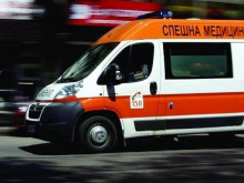 Шофьор блъсна майка и дете на пешеходна пътека в София и избяга
