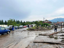 Частично бедствено положение в Берковица, има наводнени къщи и улици
