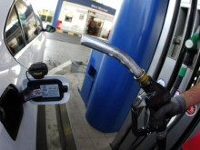 Отпуските започват, каква е прогнозата за цените на горивата