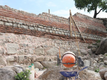 Археологът София Христева: Важно е да има заграждения на Небет тепе в Пловдив