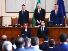 Двама нови депутати от ПП-ДБ положиха клетва в парламента
