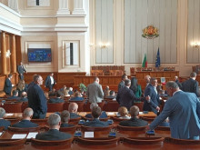 Спор в пленарна зала между ГЕРБ-СДС и БСП относно имунитета на Борисов