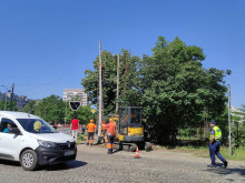 За по-голяма безопасност преместиха стълбове на прелез в Пловдив