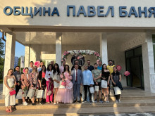 Царе и Царици гостуваха на кметът на Община Павел баня Иса Бесоолу