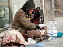 Близо 100 милиона души в ЕС са в риск от бедност и социална изолация, най-много в Румъния и България