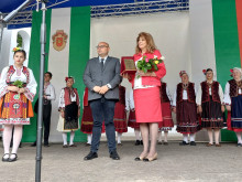 Вицепрезидентът откри в Разград третия регионален фестивал 