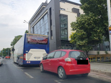 Автобуси превърнаха булевард в Пловдив в аерогара