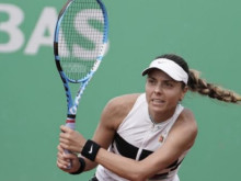 Виктория Томова отпадна в квалификациите на турнира в Бирмингам