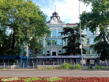 Започва приемът в Икономическия университет във Варна