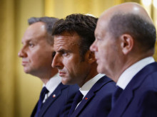 Le Monde: Франция е решена да подкрепи членството на Украйна в НАТО