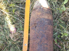 Военнослужещи унищожиха невзривен боеприпас край Елена