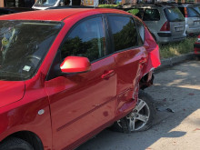 Вижте на какво приличат ударените автомобили в Пловдив