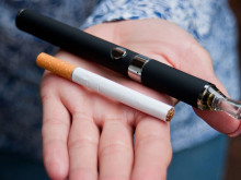Забраняват електронните цигари в градския транспорт в София