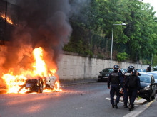 След нощ на размирици: Арестуваха полицаят, застрелял 17-годишния младеж в Париж
