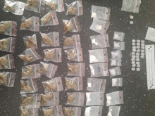 Над 100 пликчетата с 4 вида дрога са иззети от мъж в Студентски град
