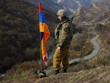 Армения съобщава за обстрел на летището 