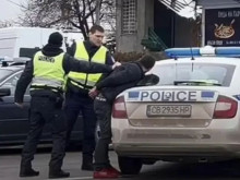 21-годишен пиян шофьор профуча с Мерцедеса си покрай полицаи и избяга от проверка в Шумен