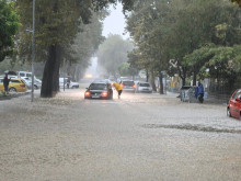 Три са вече потвърдените жертви след потопа по Южното Черноморие