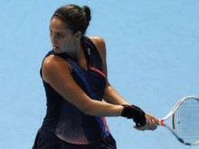 Изабела Шиникова се завърна с победа на старта на турнир в Чехия