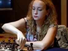 България с победа срещу Китай на Световното отборно за жени по шахмат