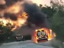 Кола се запали и изгоря като факла в Пловдивско
