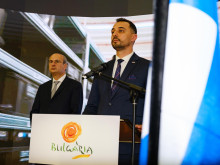Министър Богданов откри българската палата на международния панаир в Солун