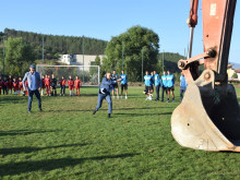 Стартира обновяването на футболното игрище в Рилци
