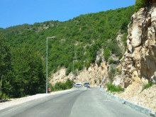 Пловдивската полиция със строги мерки по пътя за Кръстова гора
