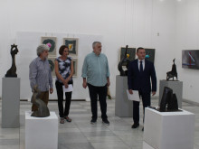 Откриха съвместна изложба на Николай Бузов и Иван Тотев в Русе