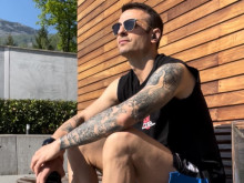 Бербатов вкара дузпа в благотворителен мач в Словения