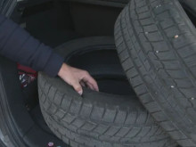 Войната за паркоместа в столицата доведе до четири нарязани гуми и счупени чистачки