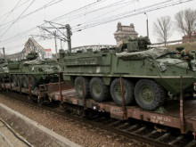 Военният министър: България ще продължи с подкрепата за Украйна