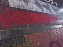 Русенец пита: Какъв е този дъжд, че изми боята на пешеходната пътека?