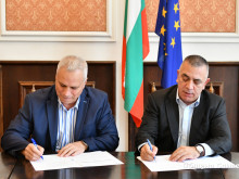 Споразумение по концепцията за детско здравеопазване подписаха Община Сливен и областната болница