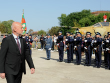 Тагарев: Заделен е сериозен ресурс за оборудването и подготовката на армията