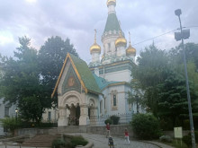 Миряни на протест пред Руската църква в София в неделя, молят Свети Сера...