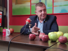 Каракачанов: Не съм съгласен, че Тагарев е украински военен министър
