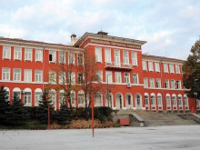 Приключи ремонтът за 1 524 215 лева на Търговската гимназия в Пловдив