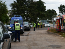 Десетки проверени автомобила по време на полицейска акция във Варненско