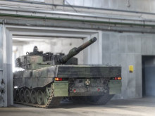 Полша предаде на Украйна партида ремонтирани танкове Leopard
