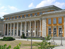 Регионалната библиотека в Перник купува около 700 тома литература за близо 11 000 лева