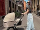 Николета Лозанова се разходи из улиците на Милано с бебето