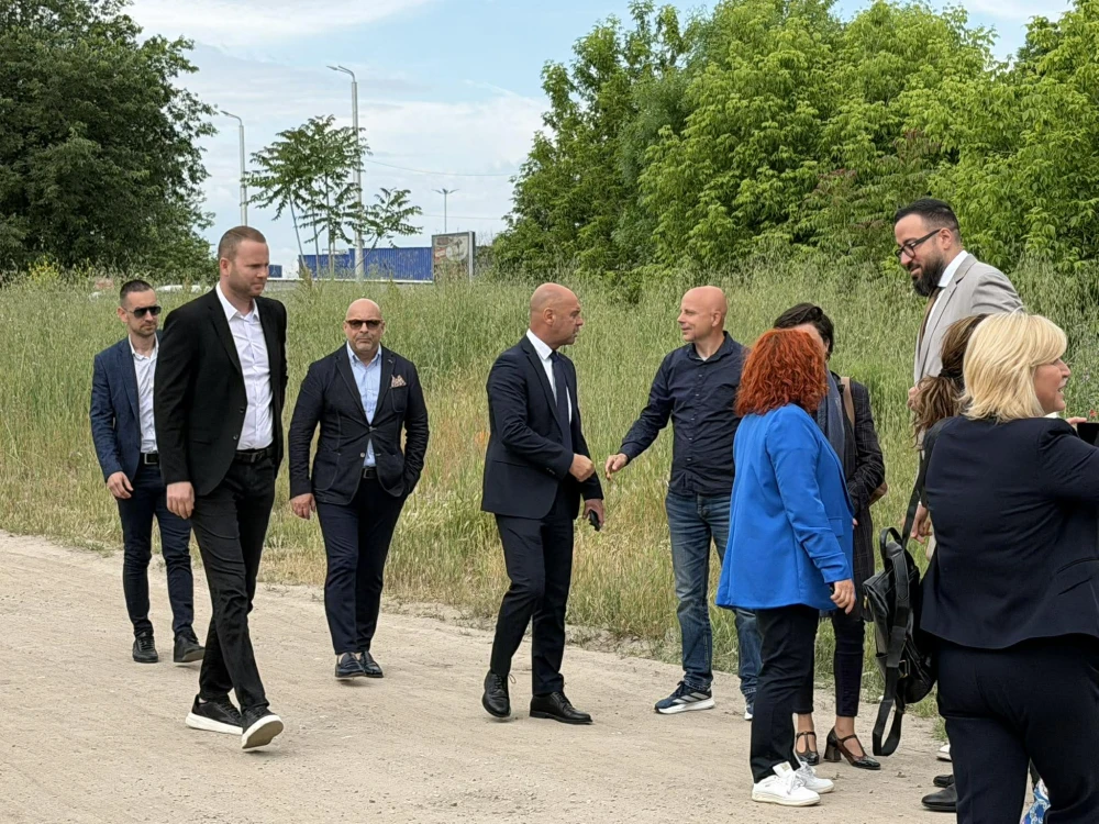 Кметът идва на церемонията