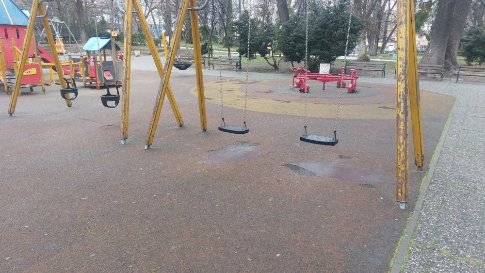 Площадката е доста компрометирана