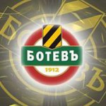 Пламен Папаризов