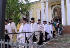 Празнична литургия в храм 