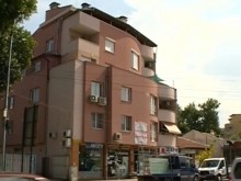 Жилищна кооперация в Пловдив е застрашена от срутване заради ВиК авария