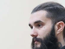 Гаджето на психоложката пак върти номера
