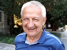 Крушарски: Като се напият, англичаните се бият един друг, а ние почваме да се целуваме